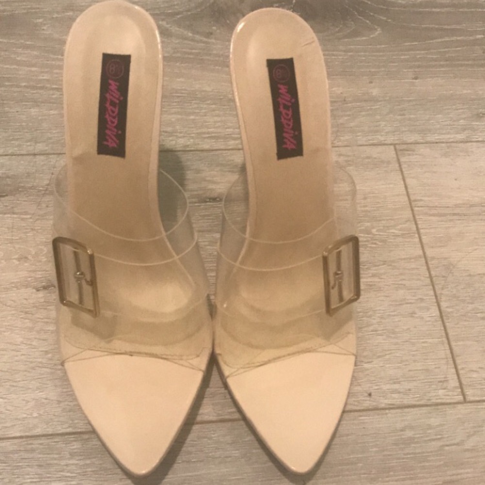 stiletto shoes